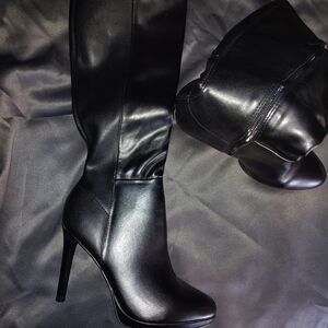 Nine West Glossy Black Heeled Boots